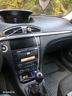 Renault Laguna 1.9 dCi Expression - 8