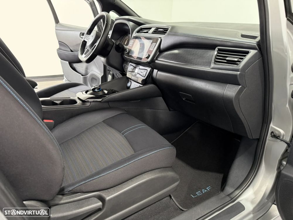 Nissan Leaf Acenta Access - 38