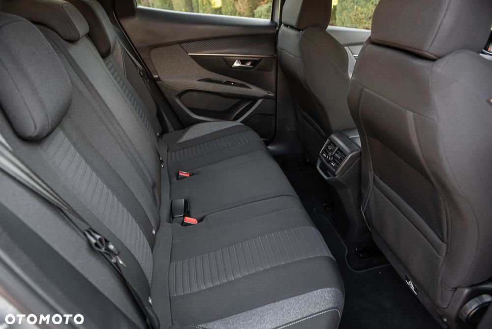 Peugeot 3008 BlueHDi 130 Stop & Start EAT8 Allure Business-Paket - 29