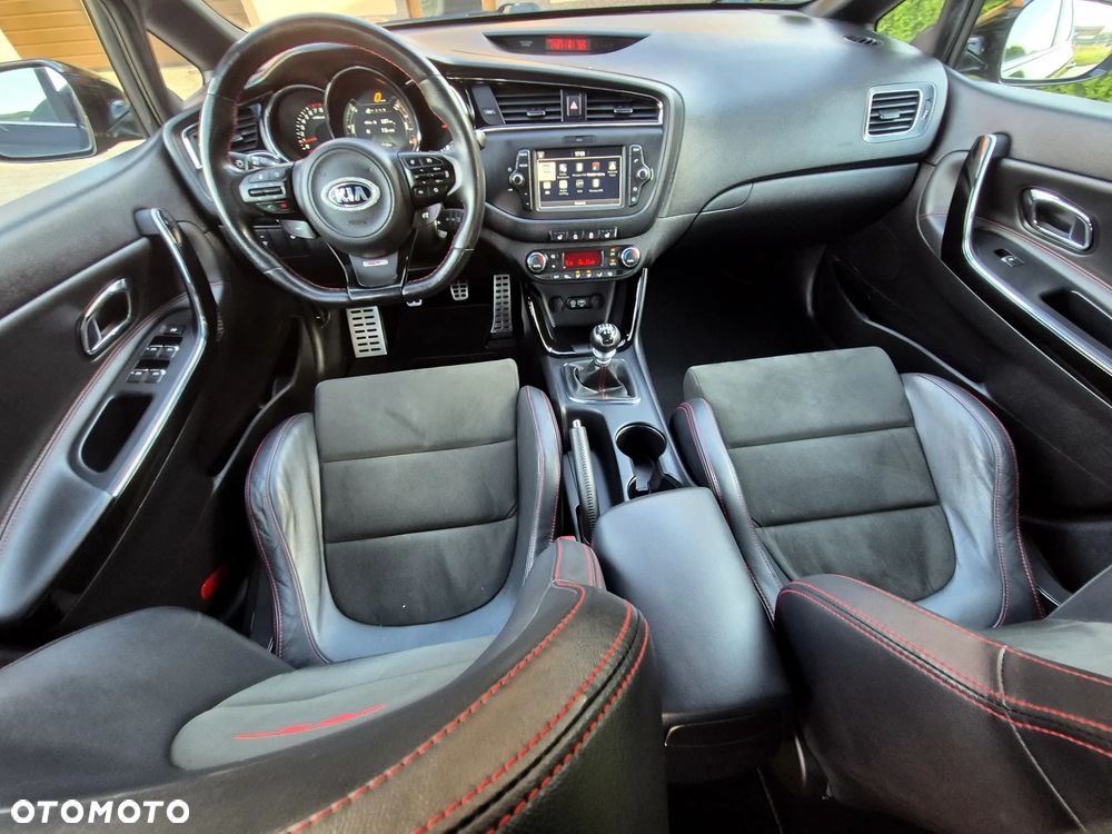 Kia Ceed 1.6 T-GDI GT-Challenge - 32