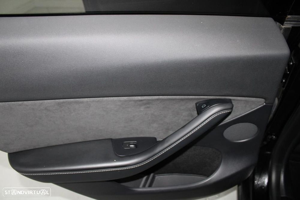 Tesla Model Y Standard - 13