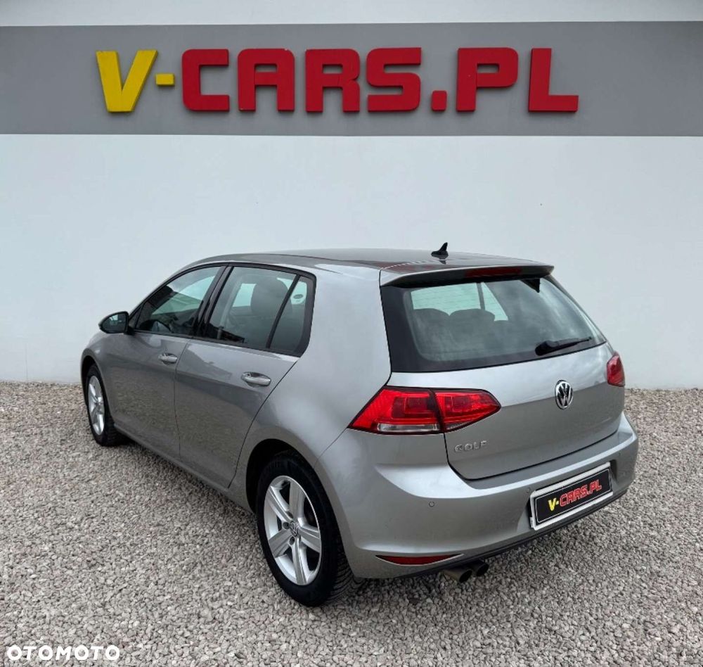 Volkswagen Golf - 29