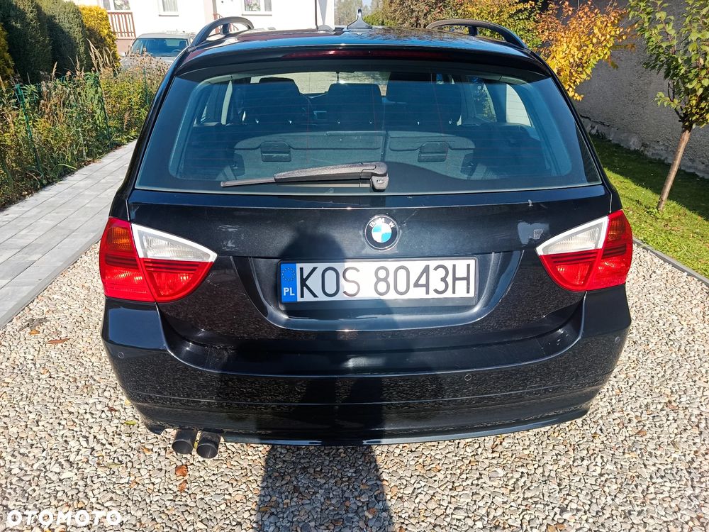 BMW Seria 3 325i - 6