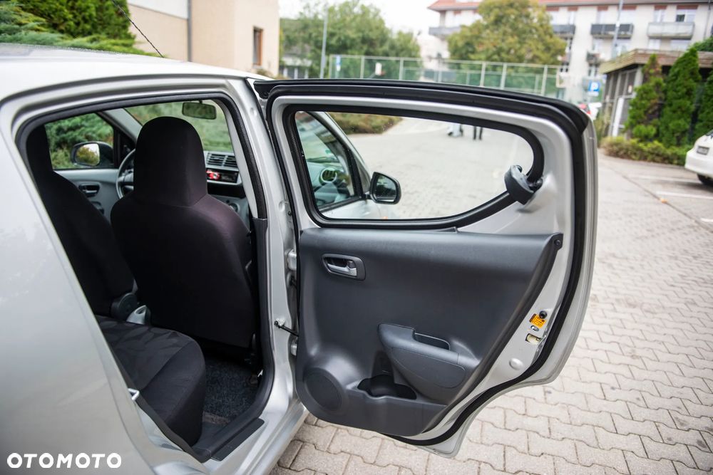 Suzuki Alto 1.0 Comfort City - 21