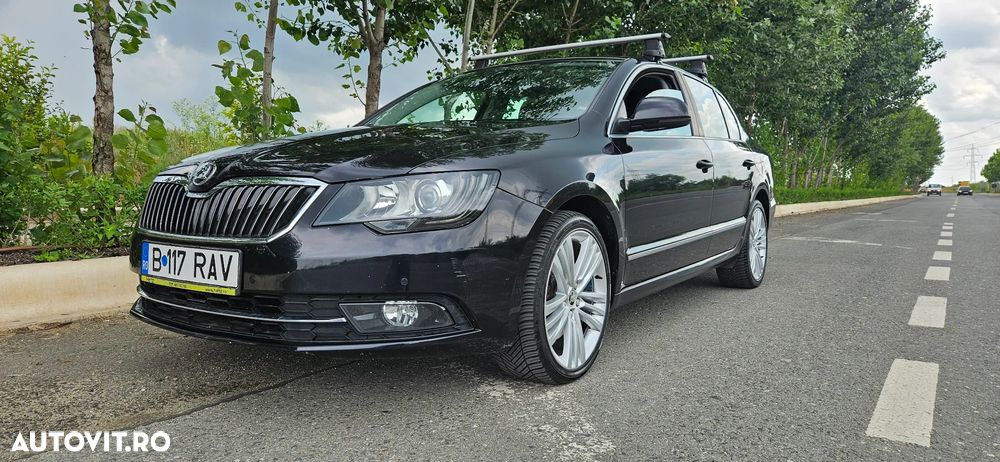 Skoda Superb 2.0 TDI 4X4 Elegance - 2