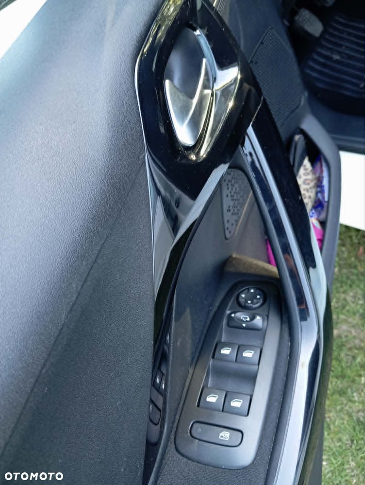 Peugeot 208 PureTech 110 Stop & Start Allure - 7
