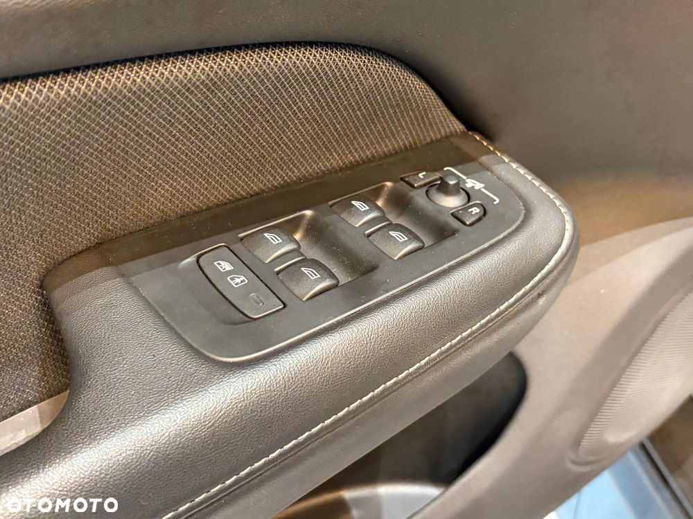 Volvo V60 B5 B AWD Plus Bright - 18