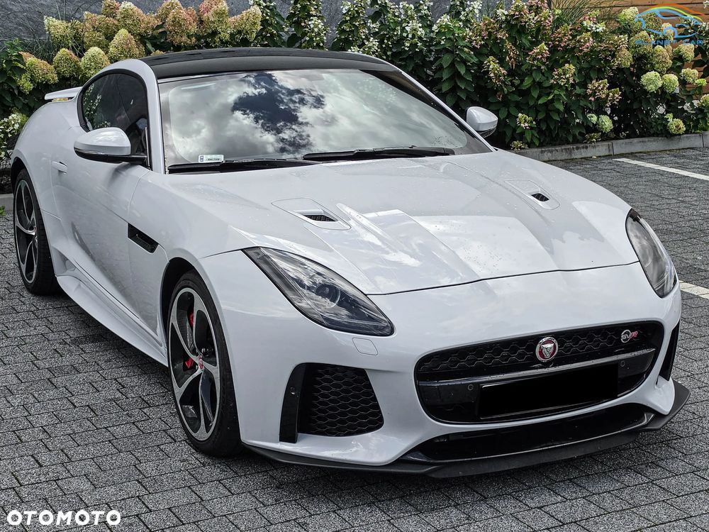 Jaguar F-Type AWD R - 8