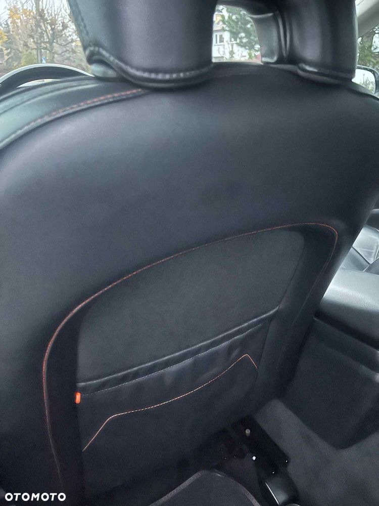 Volvo V40 D2 Drive-E Momentum - 25