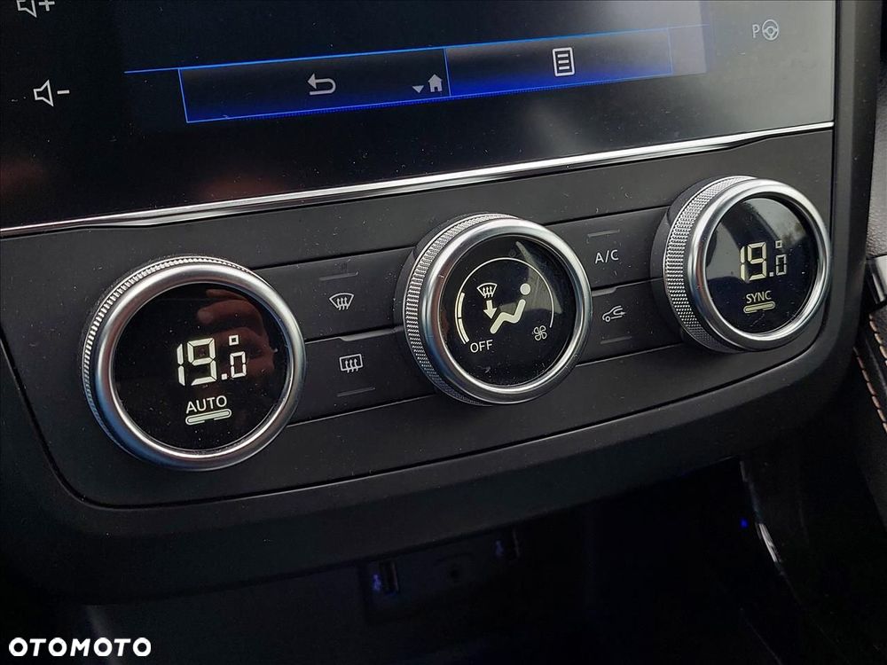 Renault Kadjar 1.3 TCe FAP Black Edition - 16