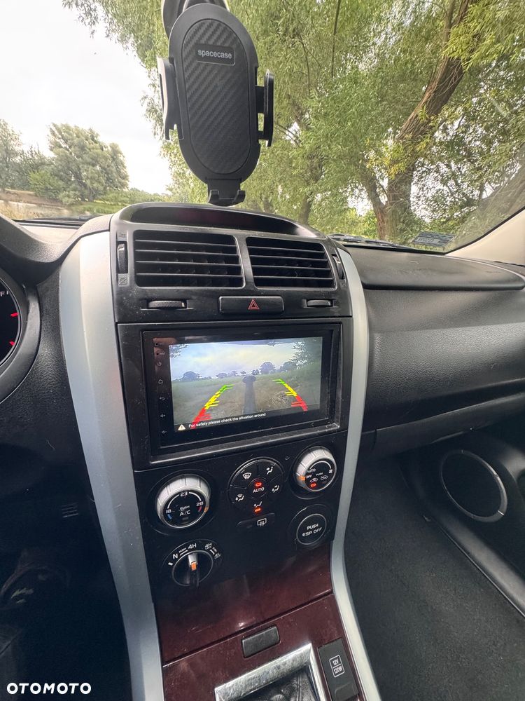 Suzuki Grand Vitara 1.9 DDiS - 16