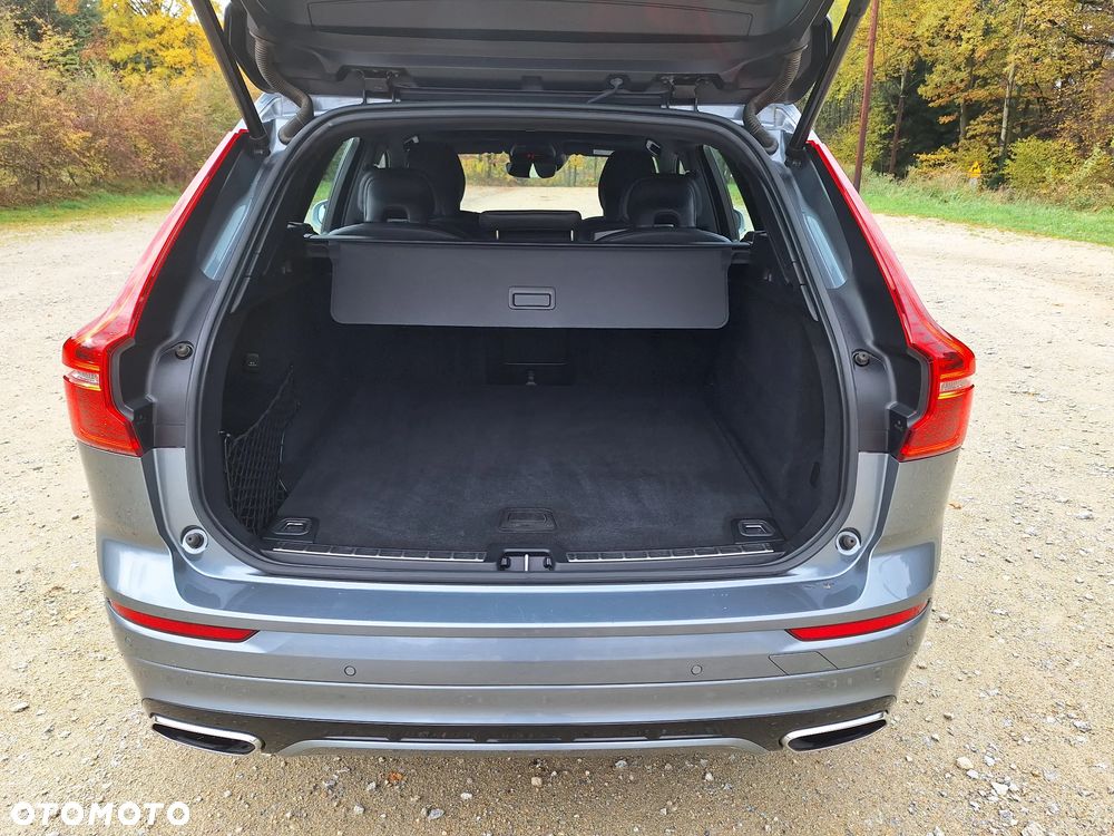 Volvo XC 60 D4 R-Design - 24