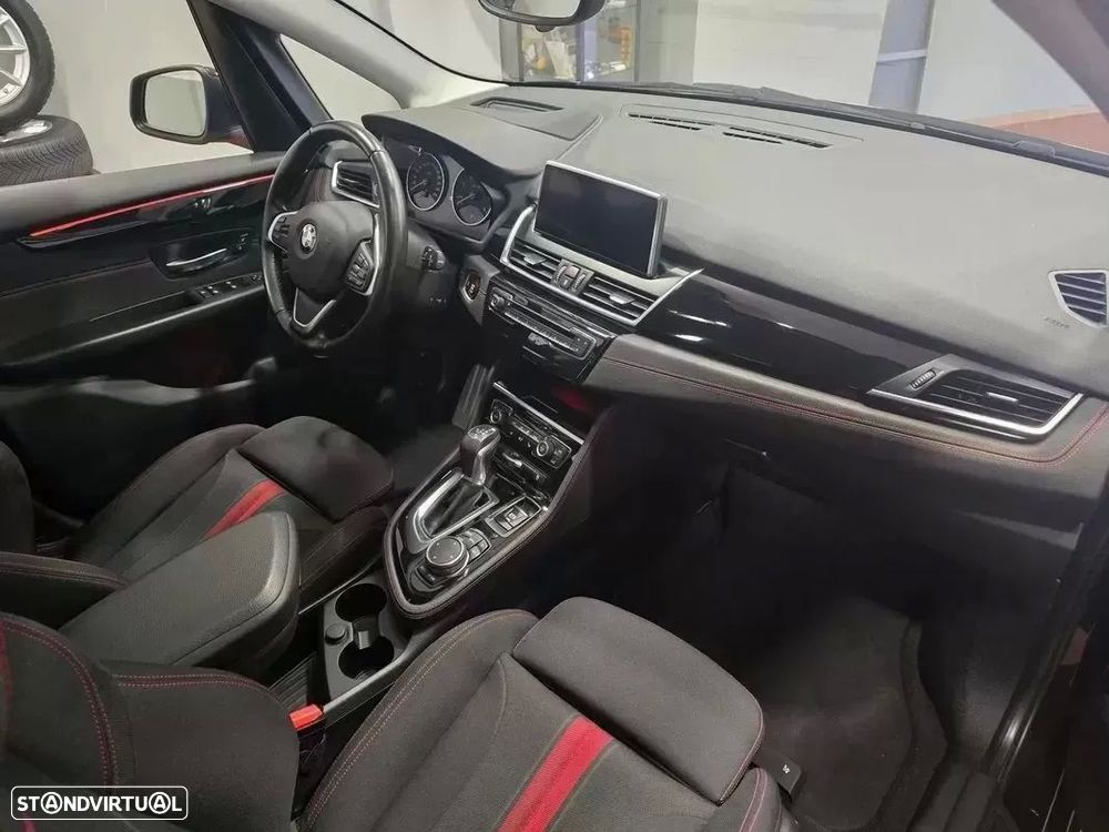 BMW 218 Active Tourer d Aut. Sport Line - 14