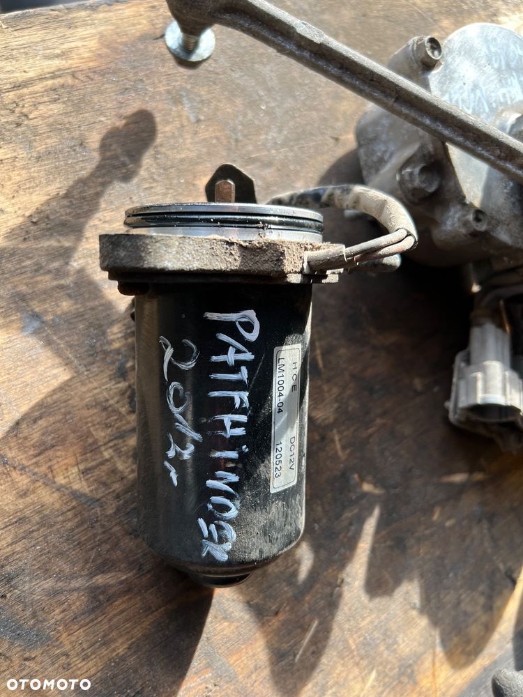 Nastawnik reduktora Nissan pathfinder 2.5dci 2012r