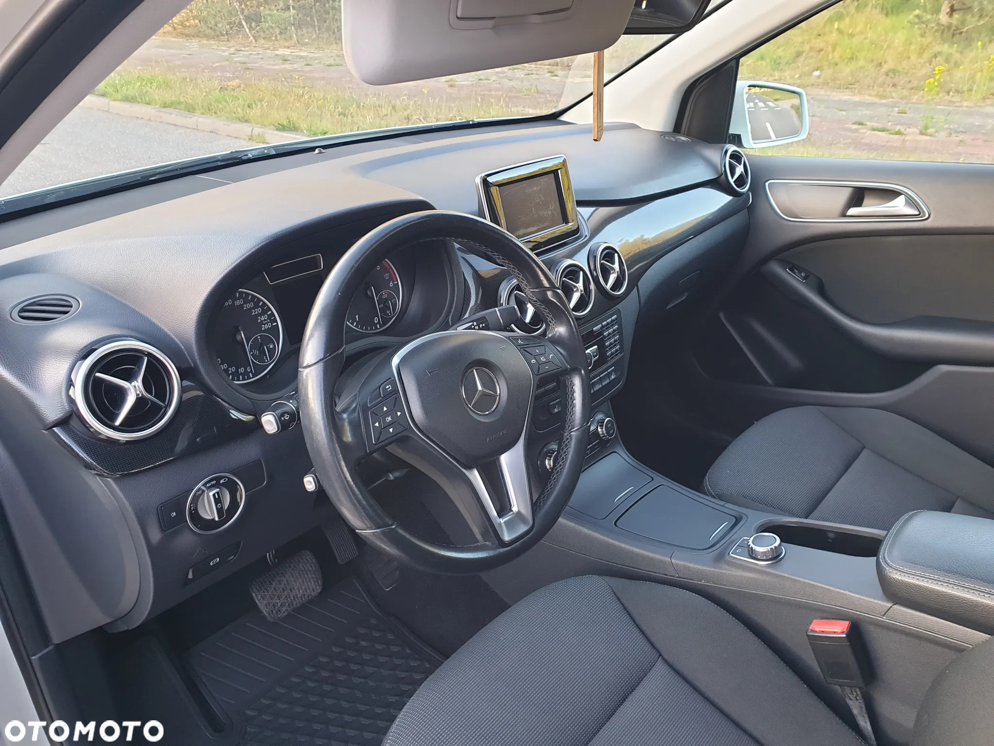 Mercedes-Benz Klasa B 200 CDI (BlueEFFICIENCY) 7G-DCT - 14