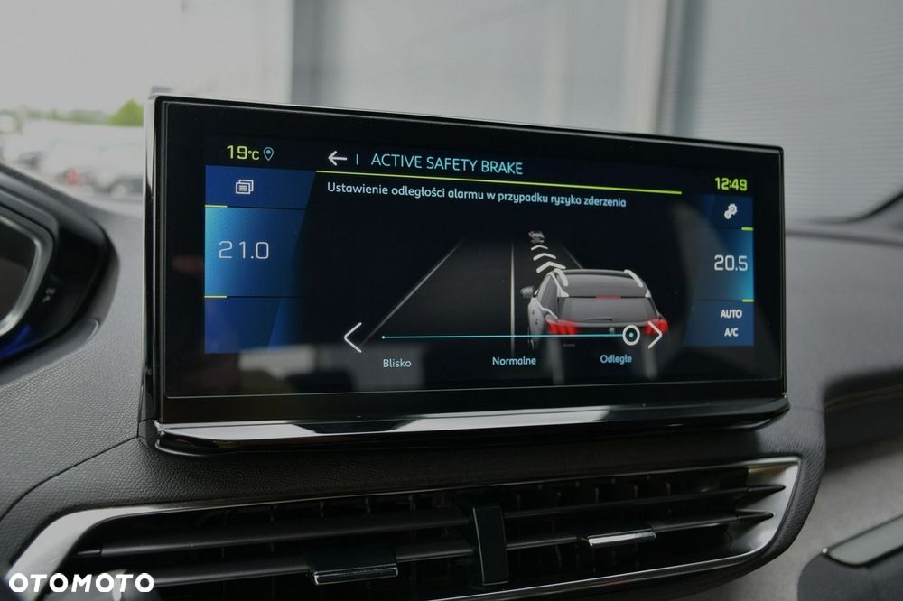 Peugeot 3008 1.6 PureTech Hybrid PHEV GT S&S EAT8 - 28