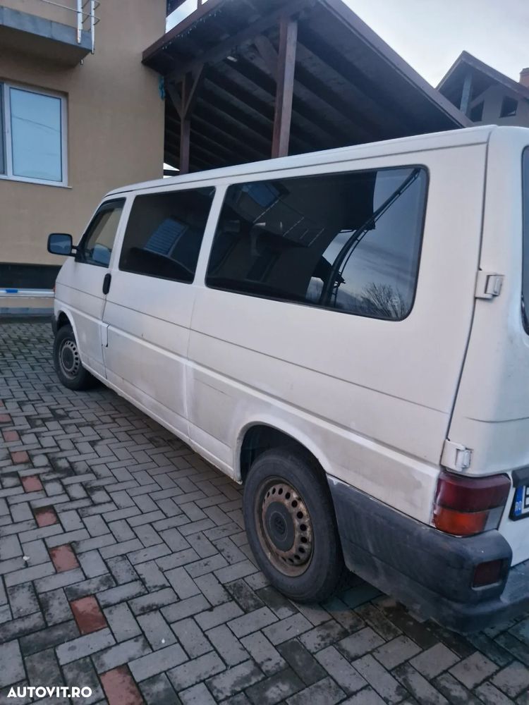 Volkswagen Transporter - 2