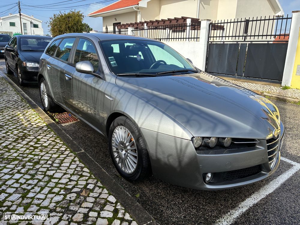 Alfa Romeo 159 Sportwagon 1.9 JTDm 16V Elegante - 2