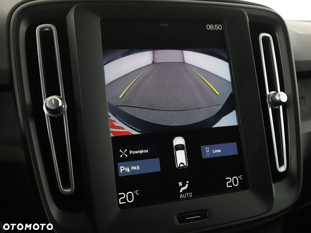 Volvo XC 40 T2 Momentum Core - 25