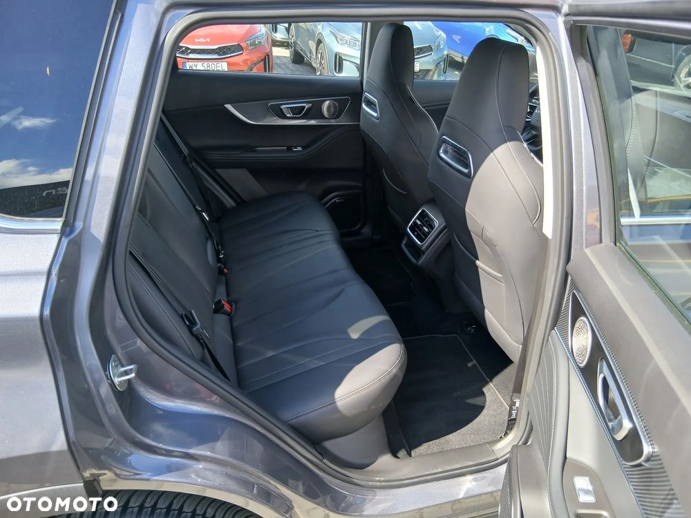 Chery Tiggo 7 1.5 T-GDI Super Hybrid Comfort DHT - 8