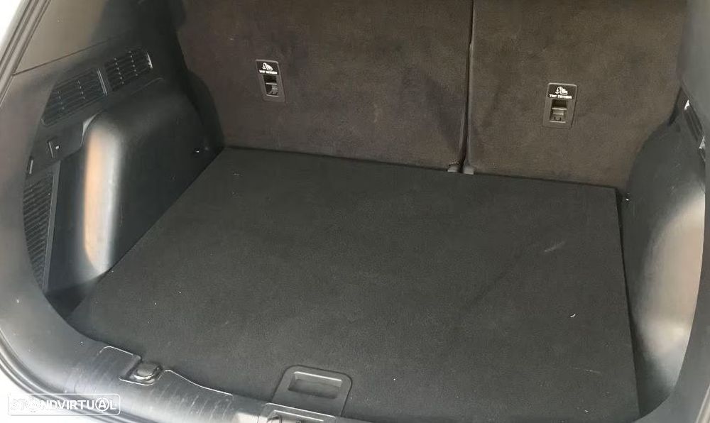 Ford Kuga 1.5 TDCi EcoBlue ST-Line - 6