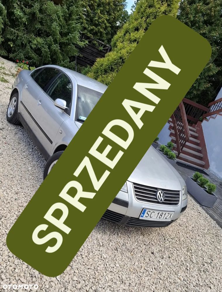 Volkswagen Passat 1.6 Comfortline - 1