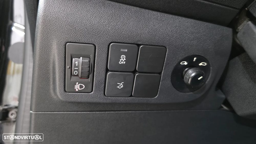 Citroën C-Elysée 1.6 HDi Seduction - 21