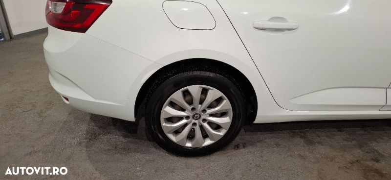 Renault Megane - 8