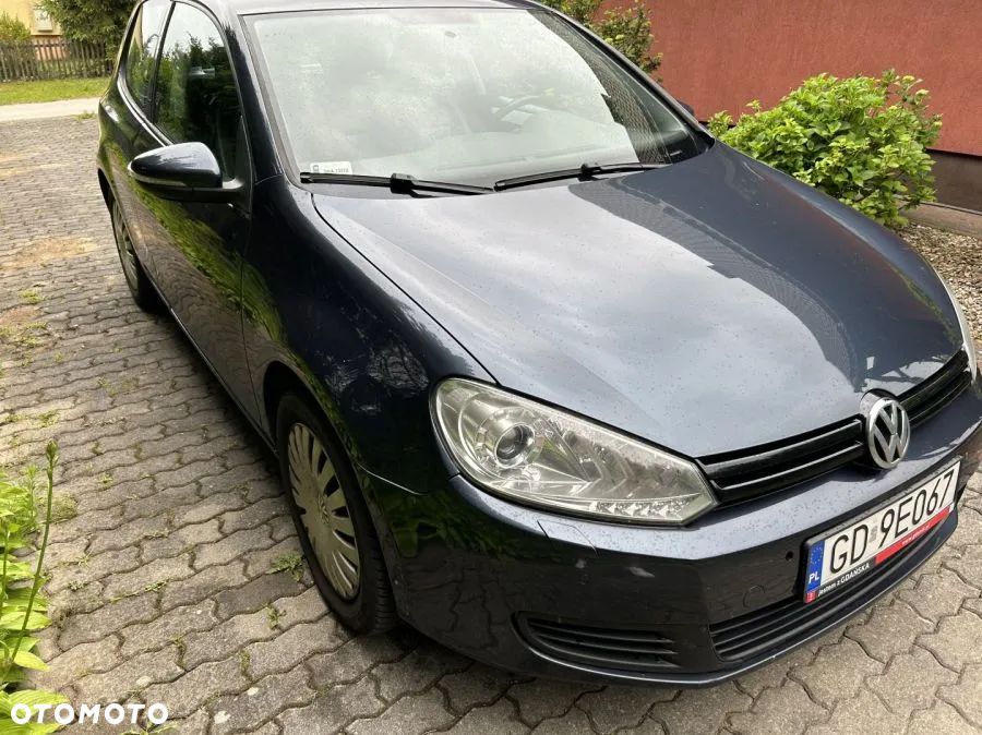Volkswagen Golf - 2