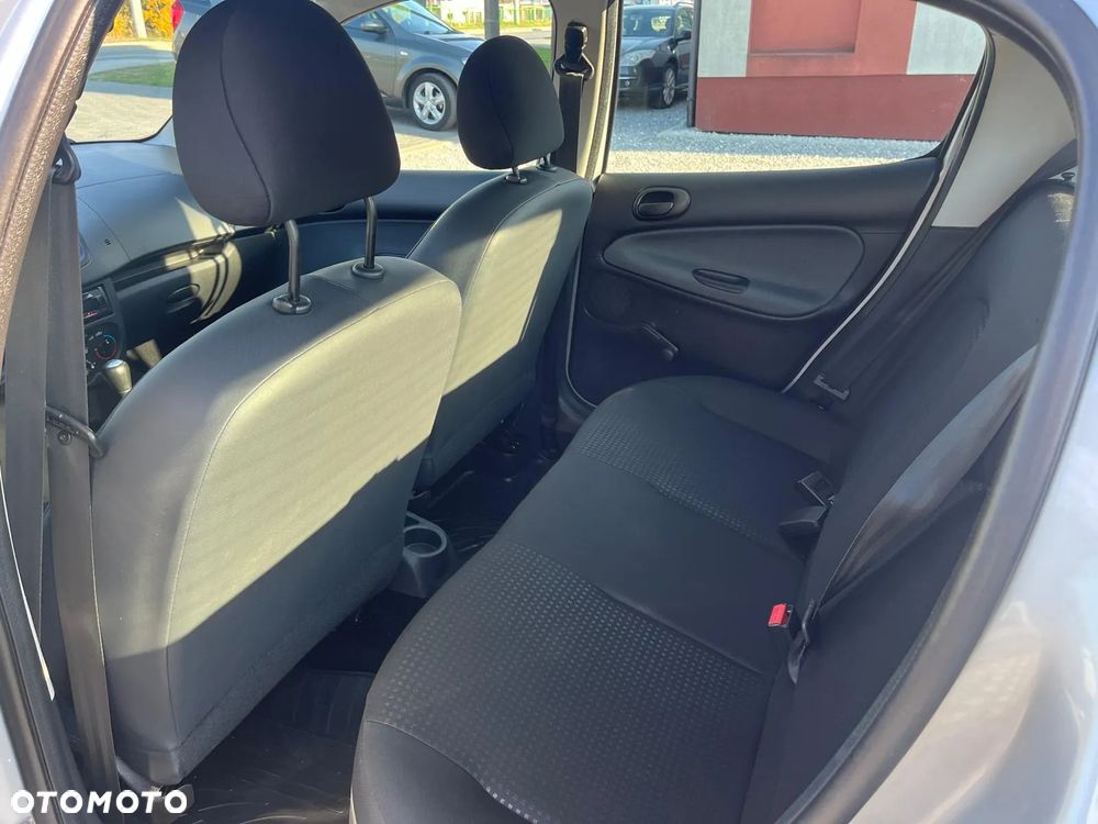 Peugeot 206 plus 206+ 1.1 Presence Euro5 - 26