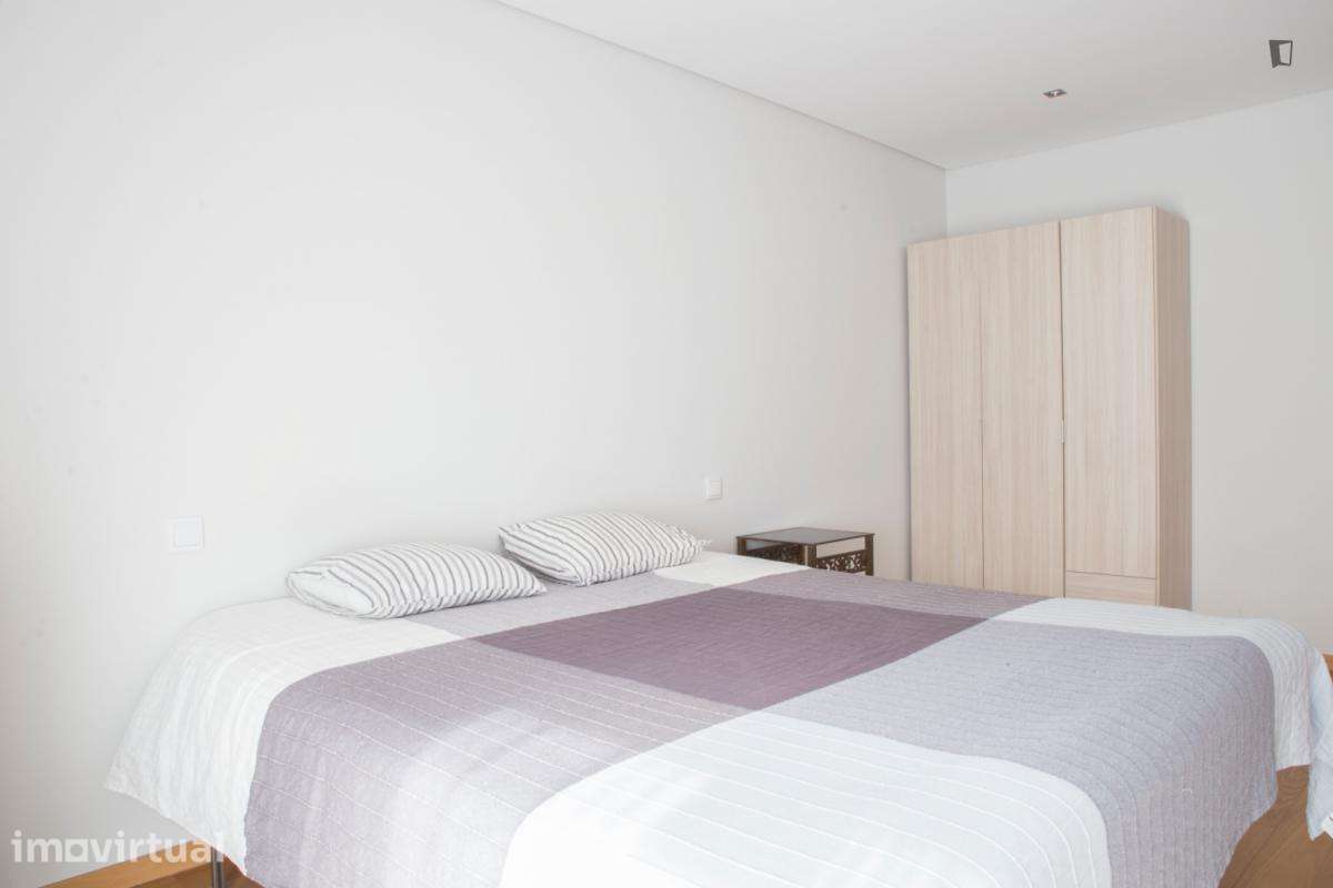 Apartamento com 1 quartos - localizado em Cedofeita Porto - Grande imagem: 3/15