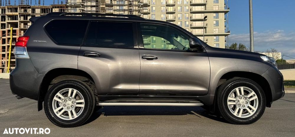 Toyota Land Cruiser 3.0l Turbo D-4D A/T Luxury - 1