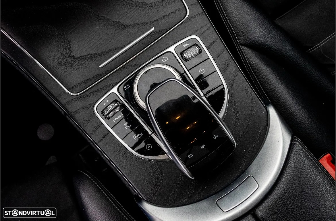 Mercedes-Benz C 220 d AMG Line - 22