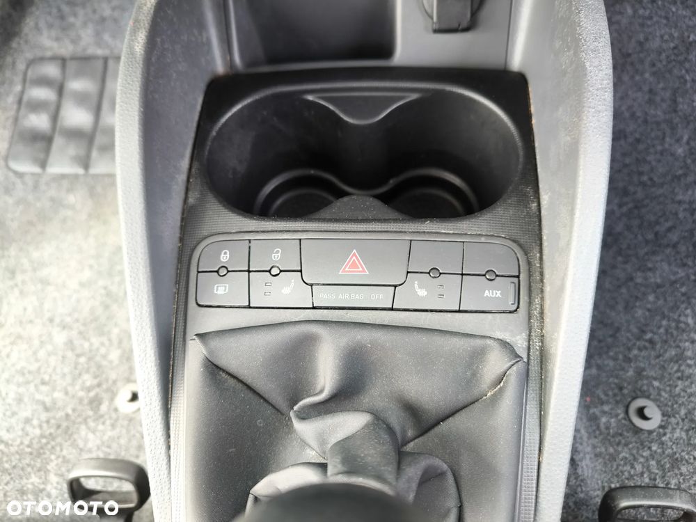 Seat Ibiza 1.4 16V Style - 21