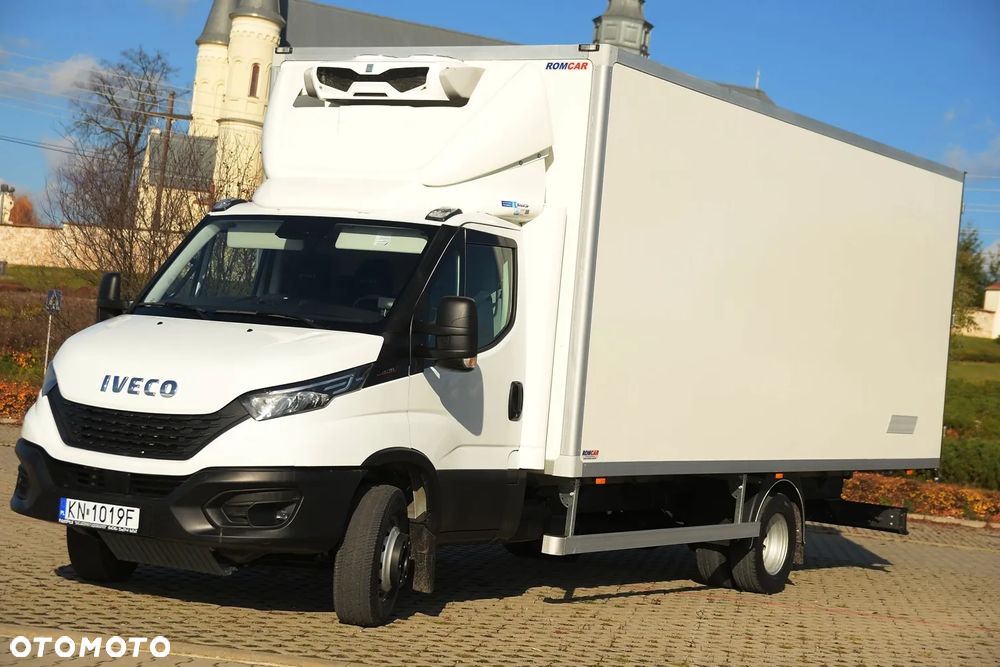 Iveco 72C18  3,0 180KM  Zanotti Z380  230 V 6,1m 12 palet dł -20+20 ładowność 3460kg - 11