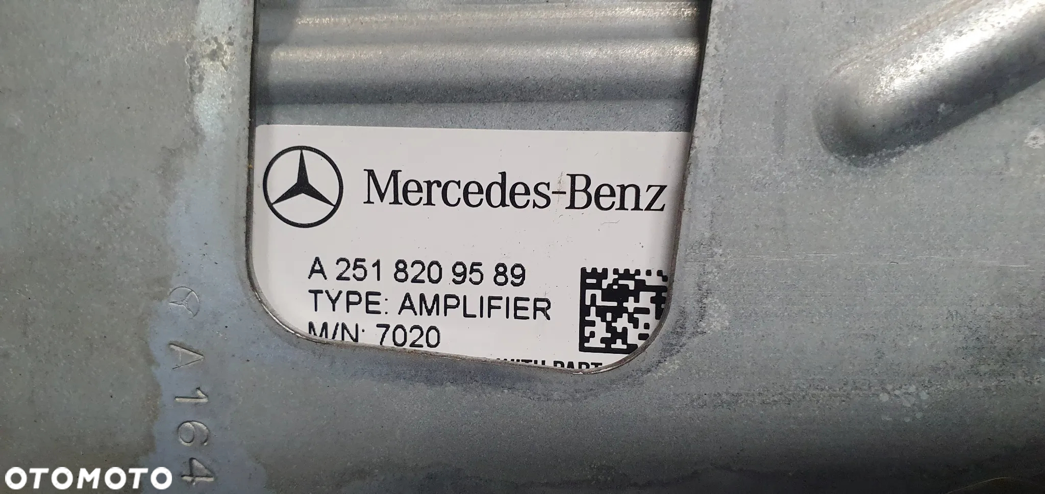 Wzmacniacz nagłośnienia Harman Becker Mercedes ML W164 A2518209589 - 7