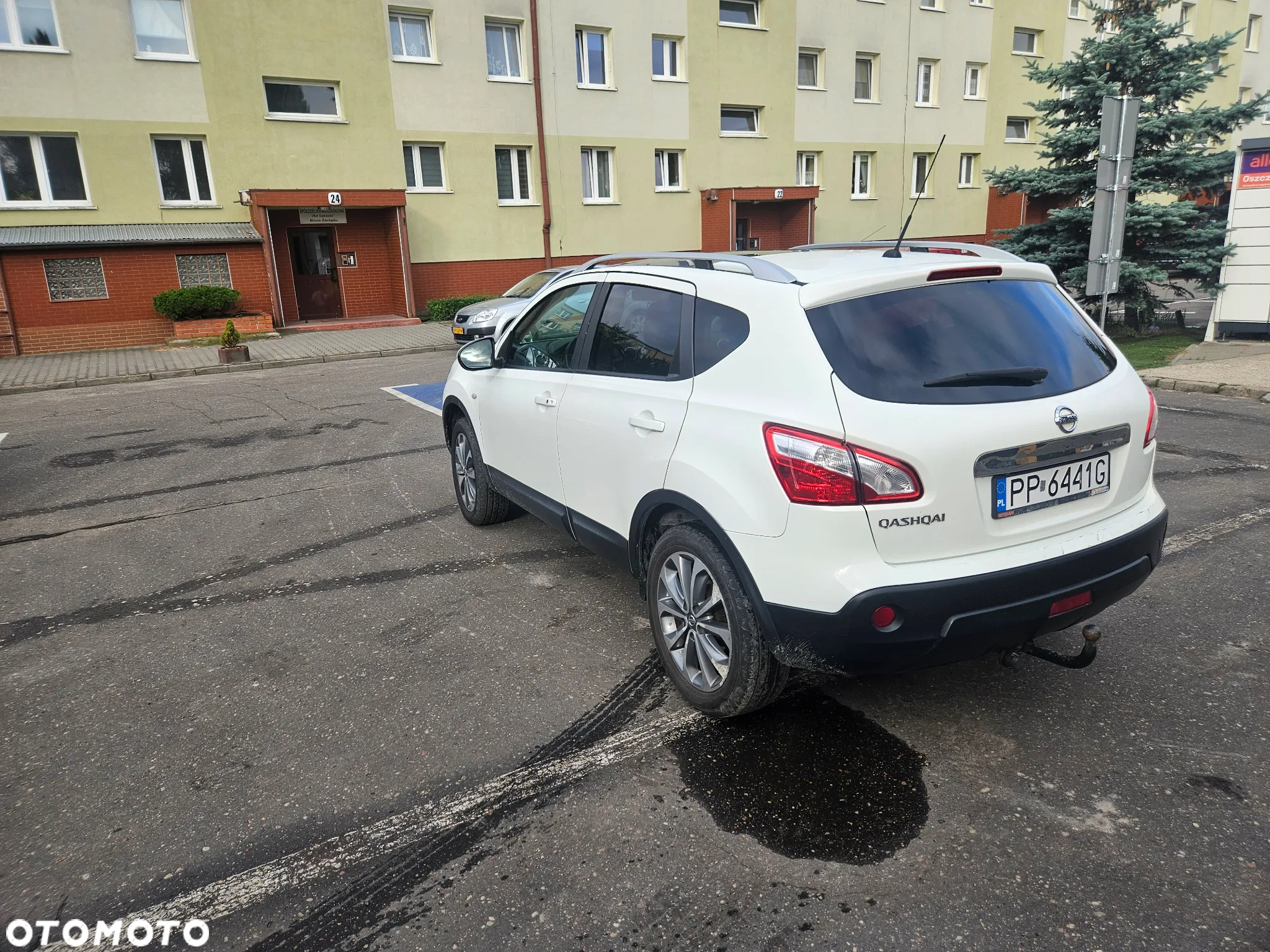 Nissan Qashqai - 4