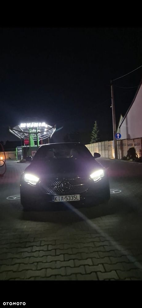 Mercedes-Benz Klasa E 220 d mHEV AMG 9G-Tronic - 23