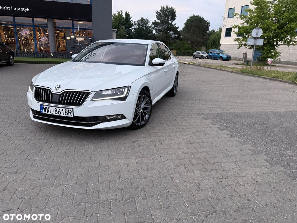 Skoda Superb 2.0 TDI Ambition DSG - 1
