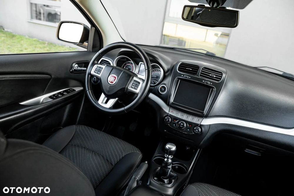 Fiat Freemont 2.0 Multijet 16V DPF Urban - 19