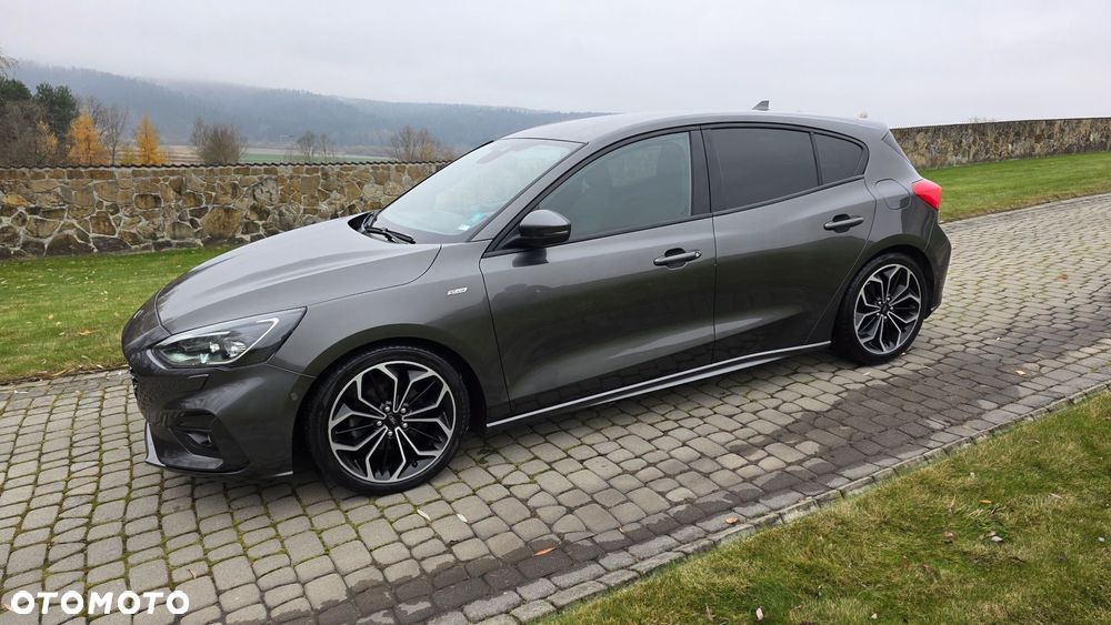 Ford Focus 1.5 EcoBlue Start-Stopp-System ST-LINE X - 6