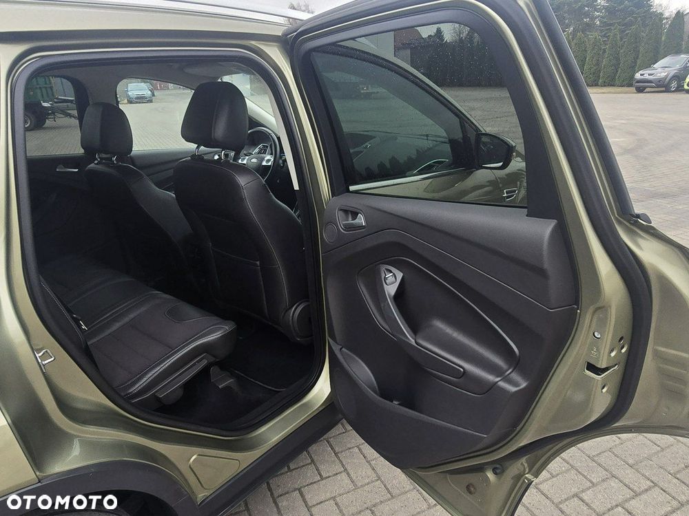 Ford Kuga - 23