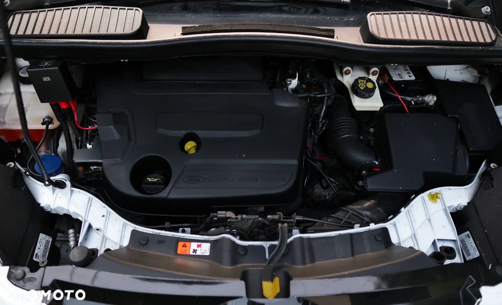 Ford C-MAX 2.0 TDCi Titanium MPS6 - 28