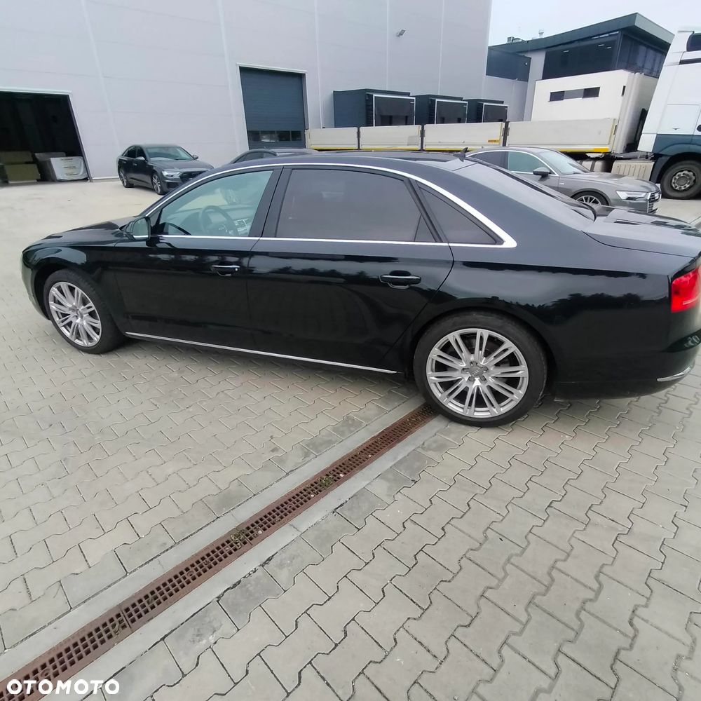 Audi A8 - 5