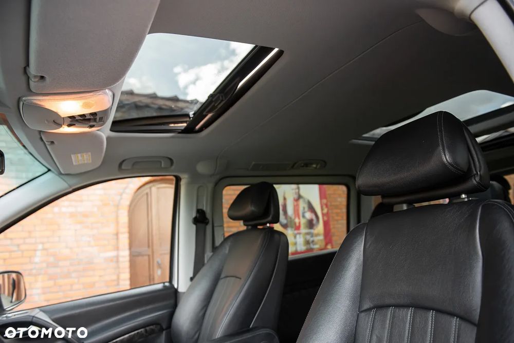Mercedes-Benz Viano - 18