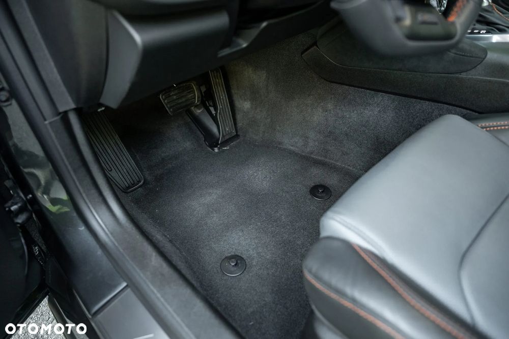 Chevrolet Camaro - 21