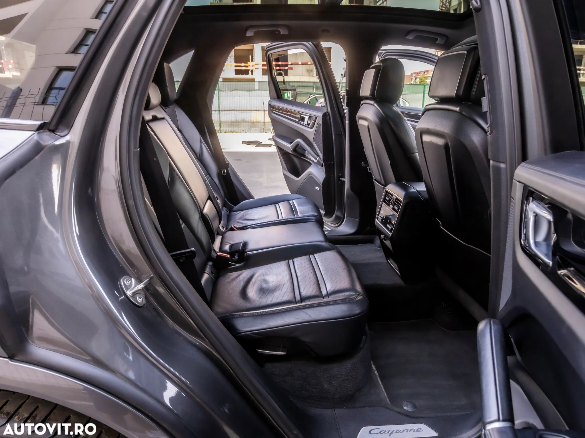 Porsche Cayenne Tiptronic S - 6