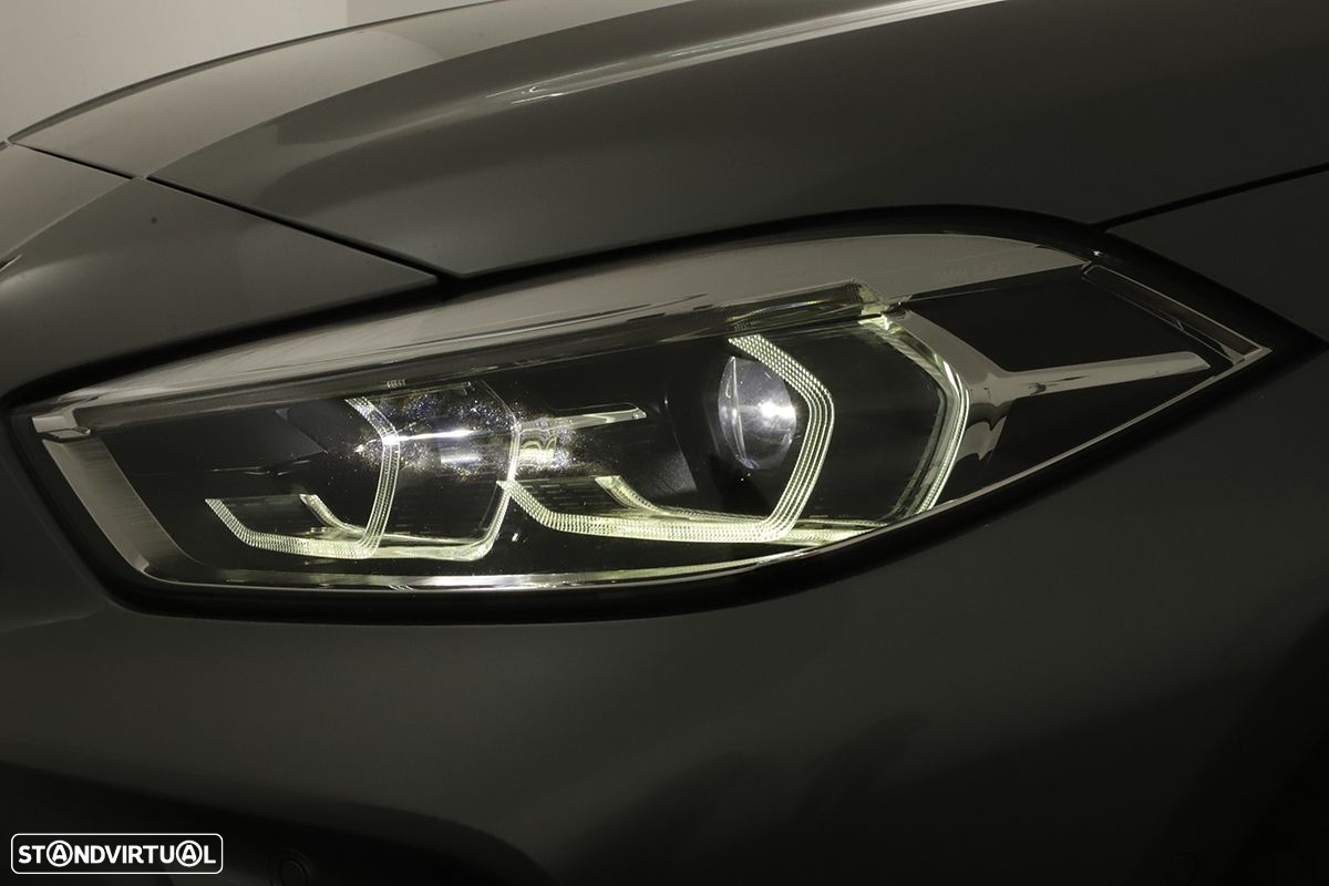 BMW 116 d Pack Desportivo M Auto - 10