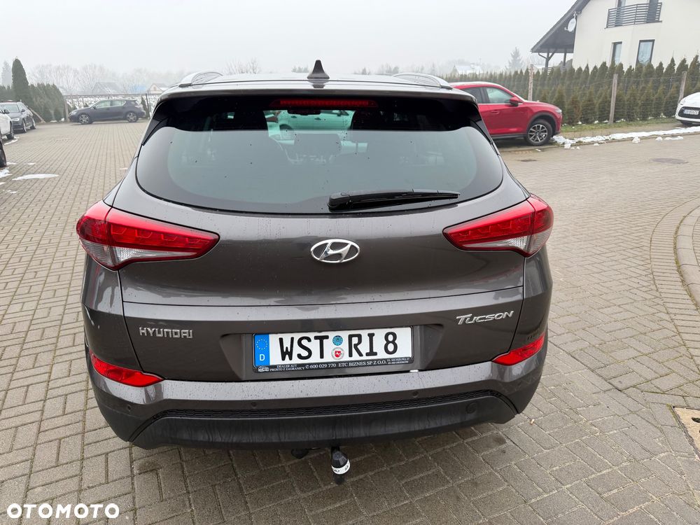 Hyundai Tucson blue 1.7 CRDi 2WD Advantage - 8