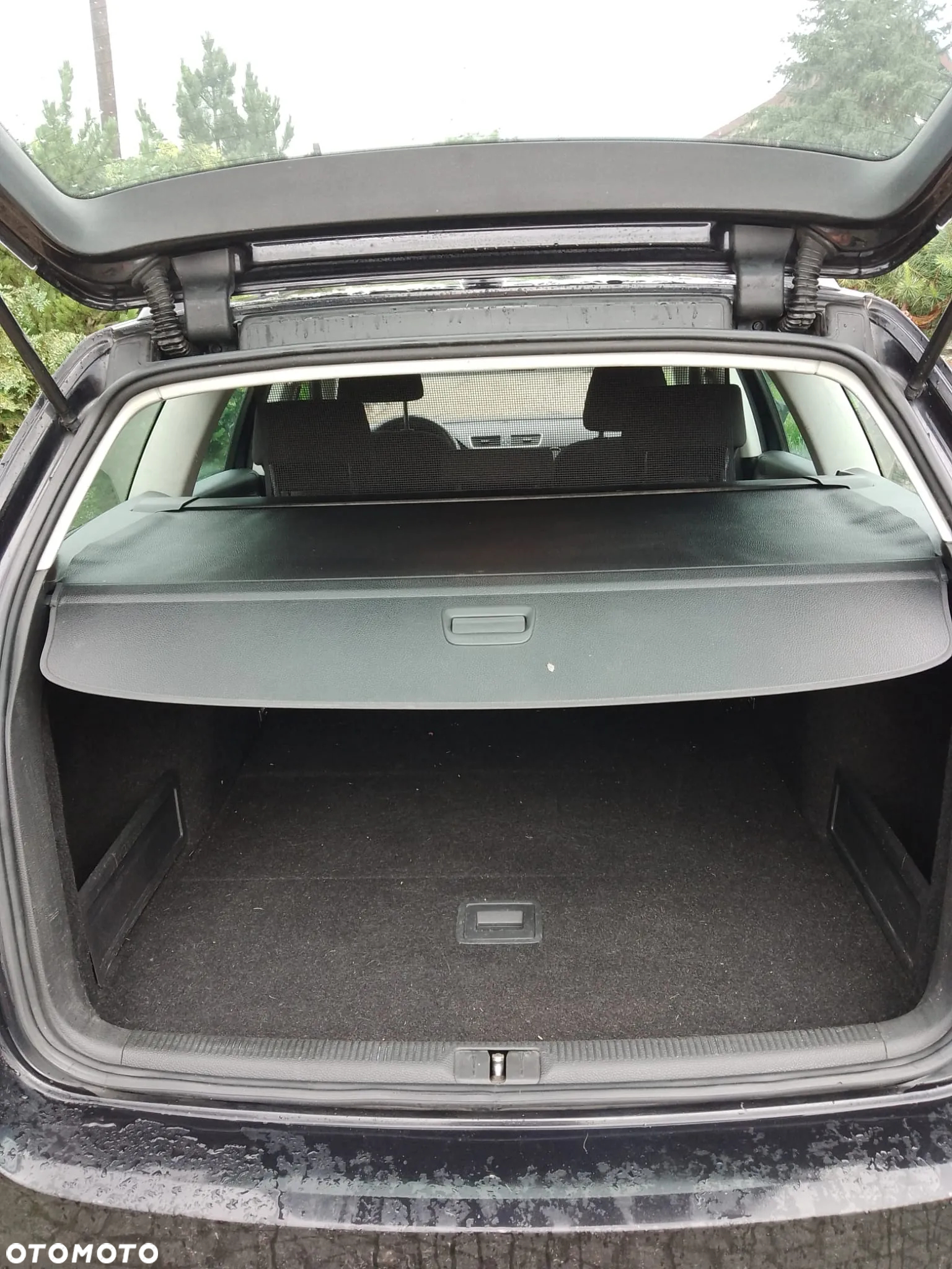 Volkswagen Passat 1.6 TDI Trendline - 12